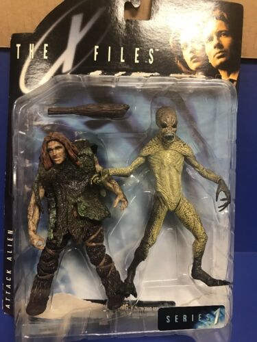 McFarlane Toys X-Files: Attack Alien W Caveman Action Figure - Series 1